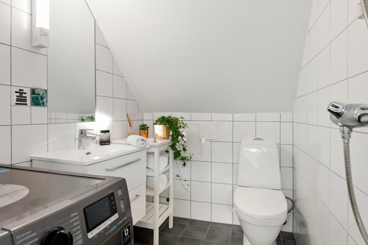 Dinbnb Apartments Bryggen Bergen Buitenkant foto