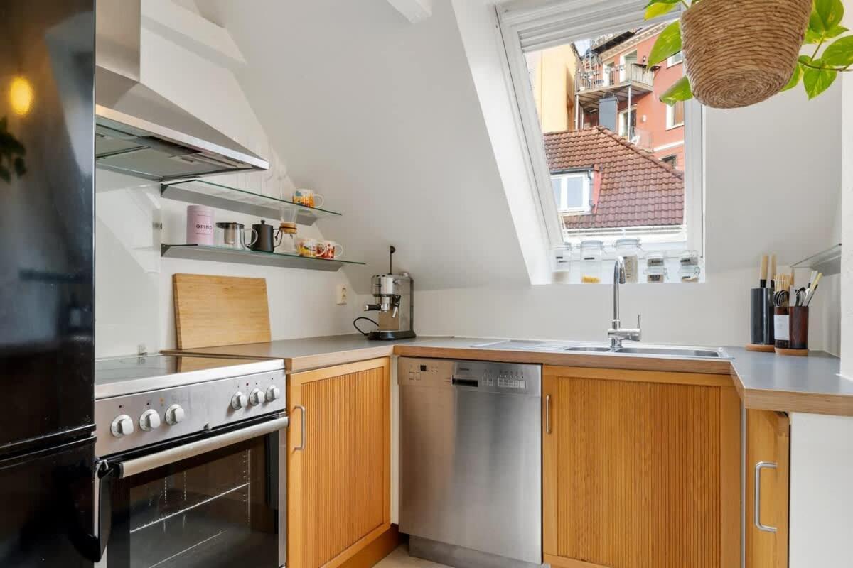 Dinbnb Apartments Bryggen Bergen Buitenkant foto